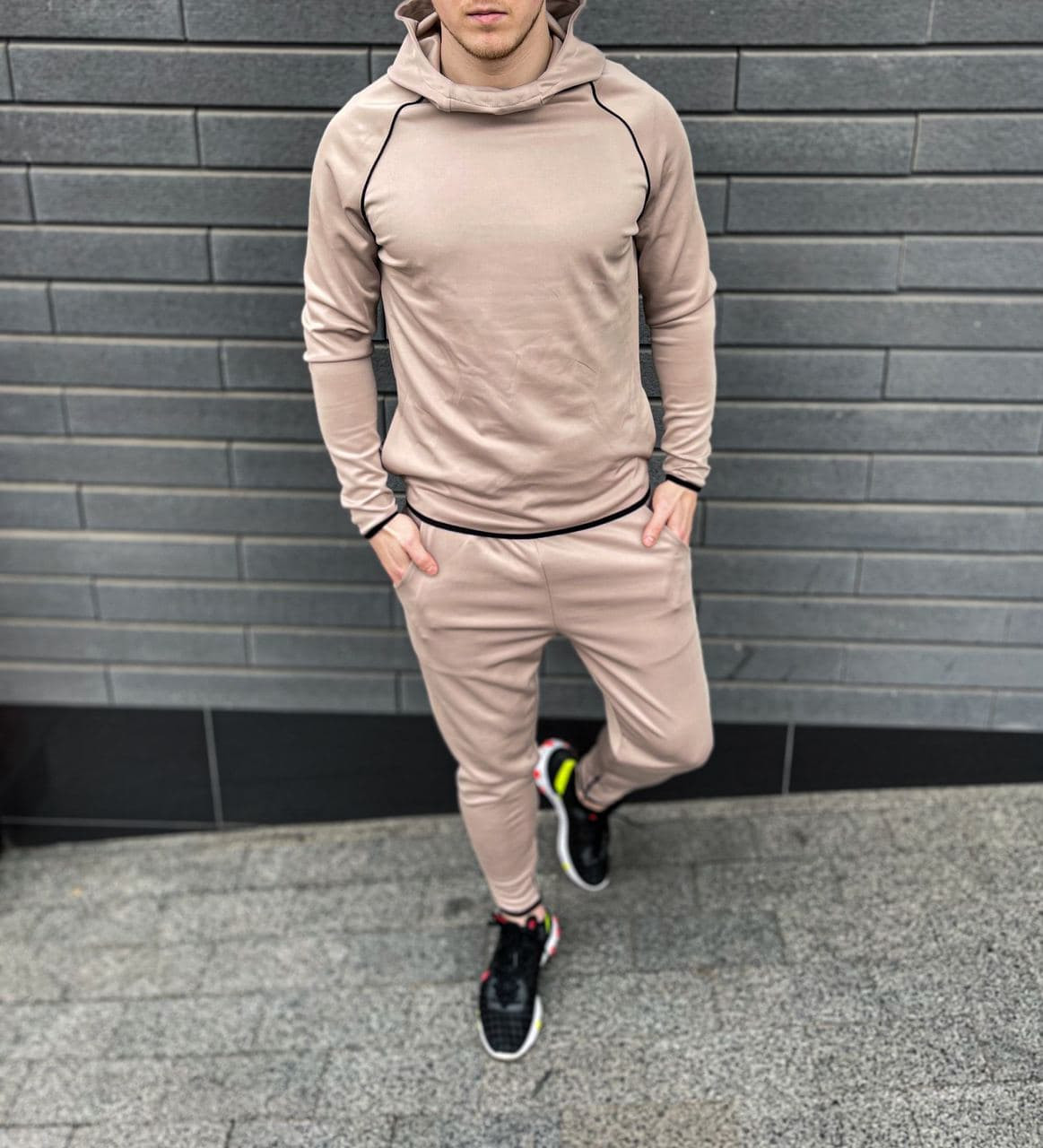 Чоловічий спортивний костюм бежевий ASOS Diving Sport 2021