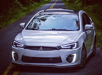 Передні фари Mitsubishi Lancer X тюнінг LED-оптика (лінза під ксенон)