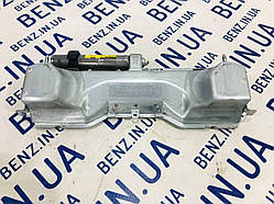 Подушка безпеки ніг водія Mercedes W204, C207, X204 A2048601902