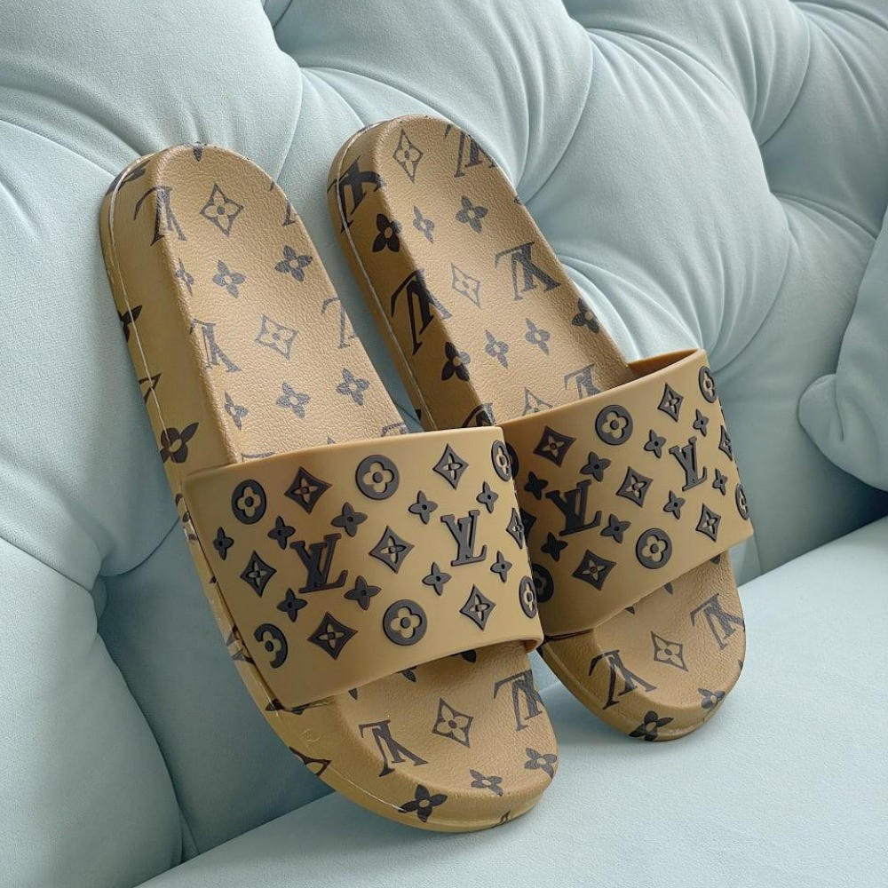 Жіночі шльопанці Louis Vuitton бежеві гумові шльопанці луї вітон віттон LV