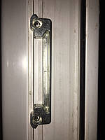 Ответная часть защелки для балконной двери фурнитура Maco Multi Trend артикул 95003