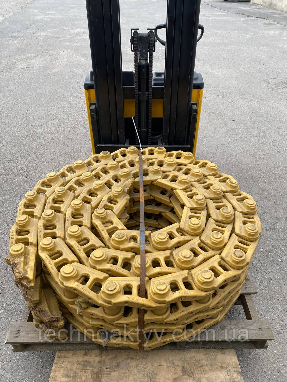 Ланцюг гусениці KOMATSU D65 ( 45 ЛАНОК )