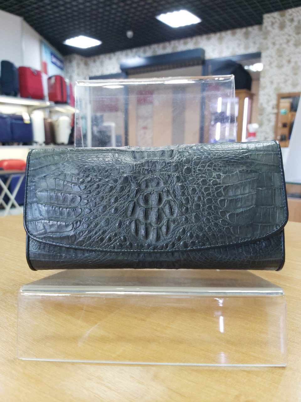 Жіночий гаманець зі шкіри крокодила сірий CROCODILE LEATHER PCM03