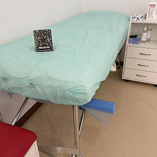 Чохол на кушетку одноразовий 0.8х2.1м. спанбонд 45г/м2 м'ятний