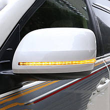 Кришки дзеркал з LED-повторювачем Toyota Land Cruiser 200 (стиль 2020)