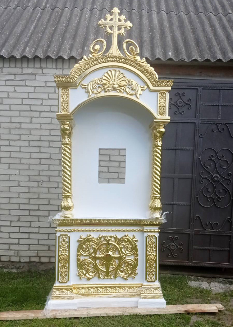 Підлоговий кіот із дерева з позолотою, висота 3 метра