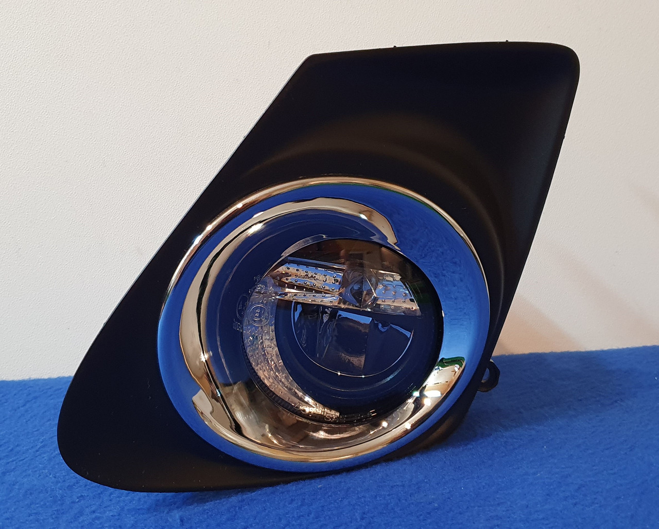LED протитуманні фари Toyota Corolla 2010 - 2013 (Е14 Е15)