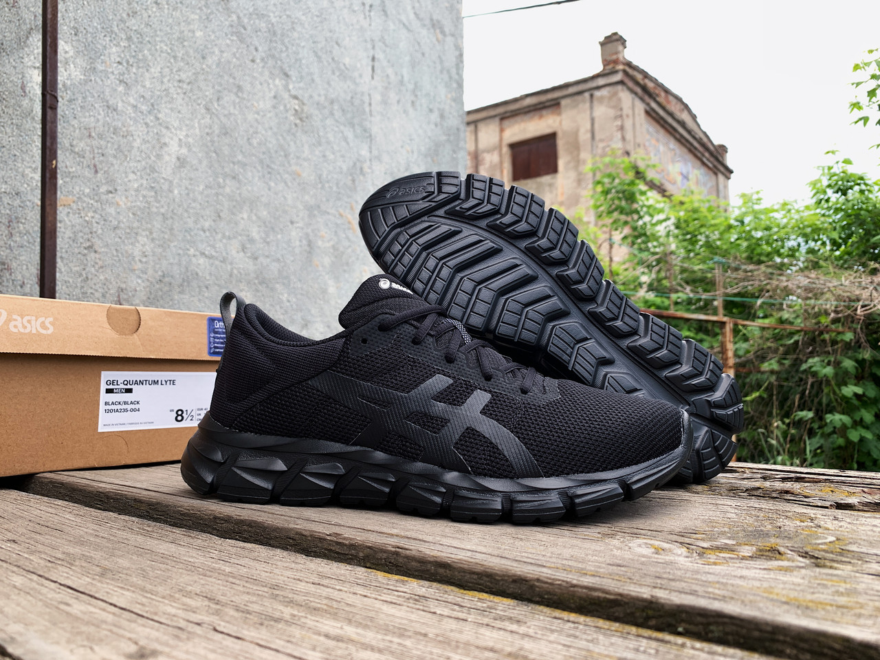 Чоловічі кросівки для бігу ASICS GEL-QUANTUM LYTE 1201A235-004 Black/Black чорні ОРИГІНАЛ