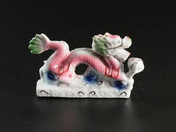 Фігурка Фарфорова Дракон з Жечужіной Рожевий / Фігурка Фарфорова Дракон з Жечужіной Рожевий 11x5x2 см