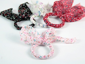 Гумка для волосся Бантик Квіти дрібні 6 кольорів / Гумка для волосся Бантик Квіти дрібні 6 кольорів 12x4x1 см, фото 1
