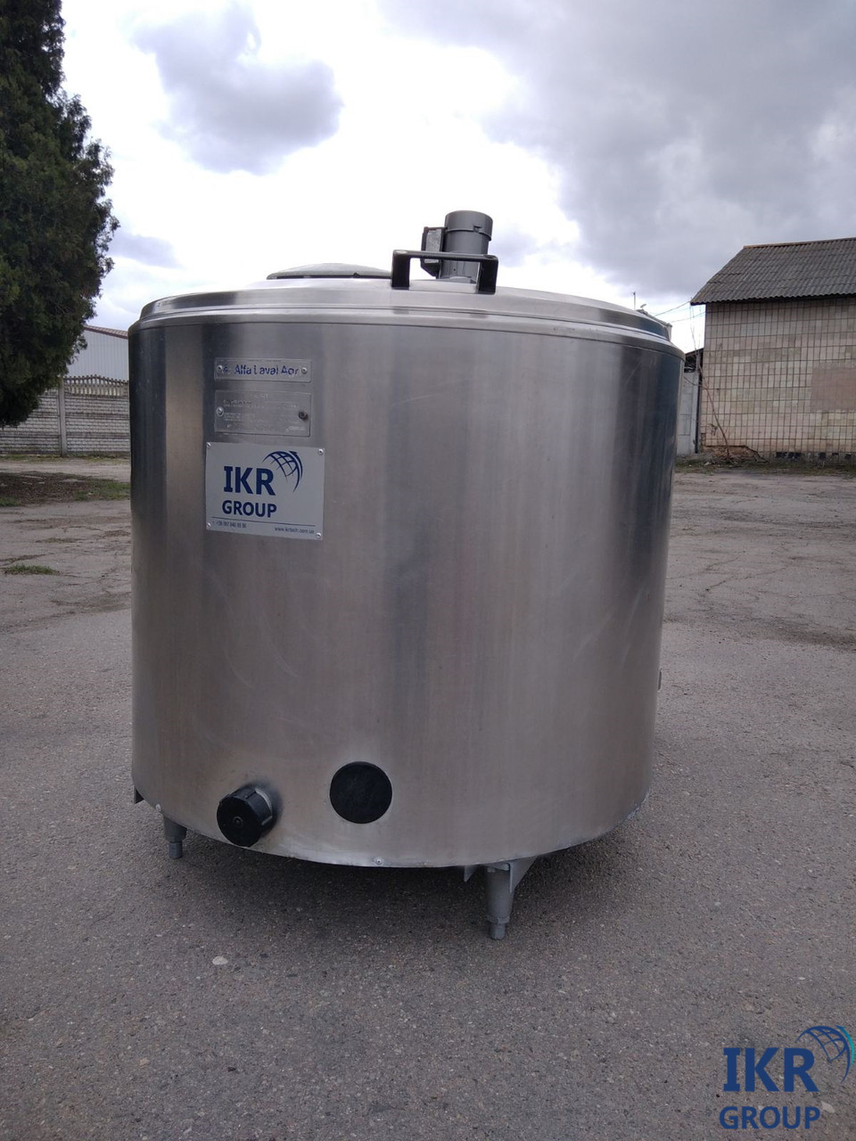 Танк охолоджувач молока 430 літрів / Охладитель молока Alfa Laval 400 литров б/у