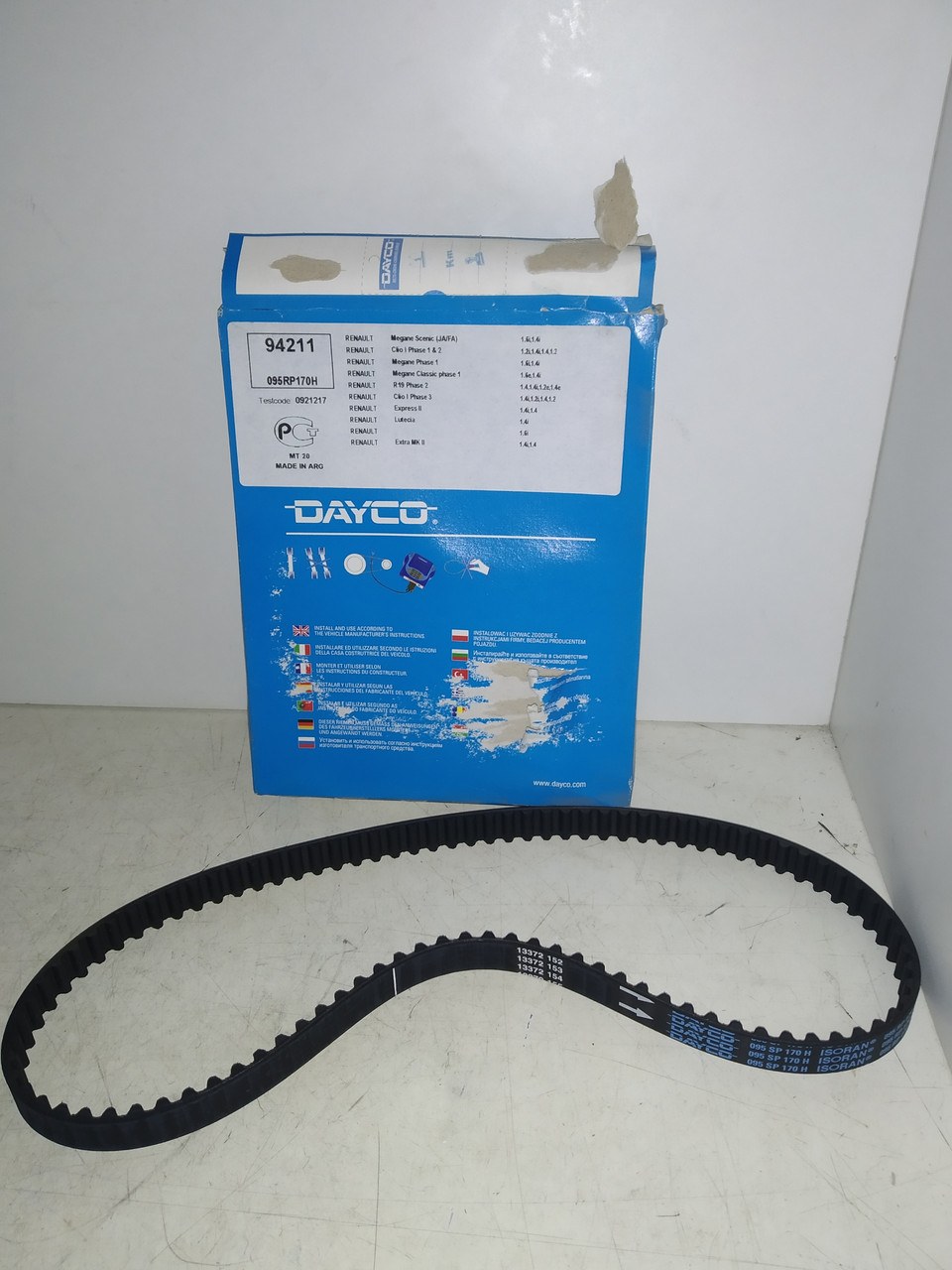 Dayco Ремень ГРМ RENAULT CLIO 1996-1998, EXTRA 1992-1998, MEGANE 1999-2000, R19 1990-1996
