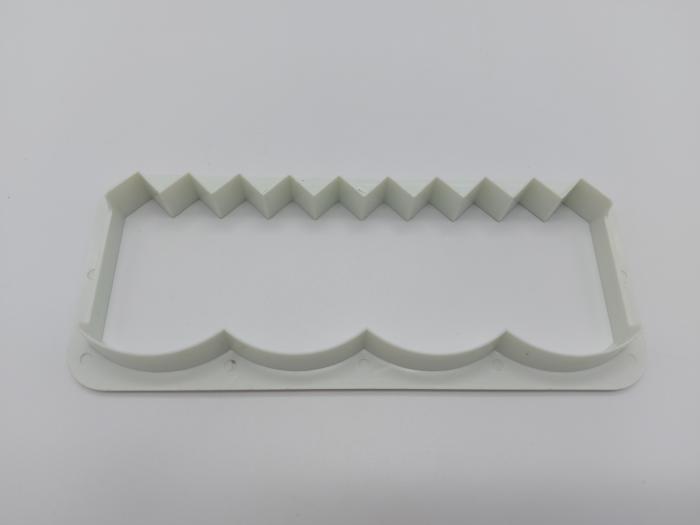 Вырубка кондитерская для мастики оборки теста и торта пластиковая Каттер для кондитера 14 * 5 см - фото 1 - id-p438594183