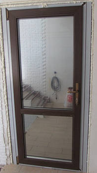 Пластикові міжкімнатні двері 1010х2020мм REHAU Ecosol-Design 70, Ламінат. Тонування.