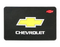 Противоскользящий силиконовый коврик на торпеду авто с логотипом "Chevrolet"