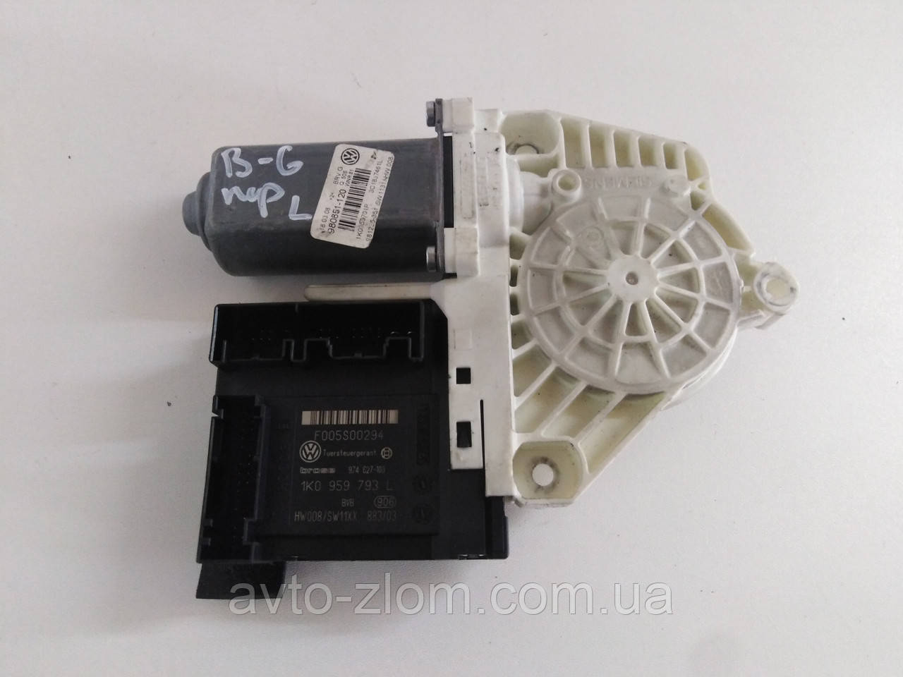 Моторчик склопідйомника Volkswagen Passat B6, Пассат Б6. 1K0959793L, 1K0959701P. Передній лівий.