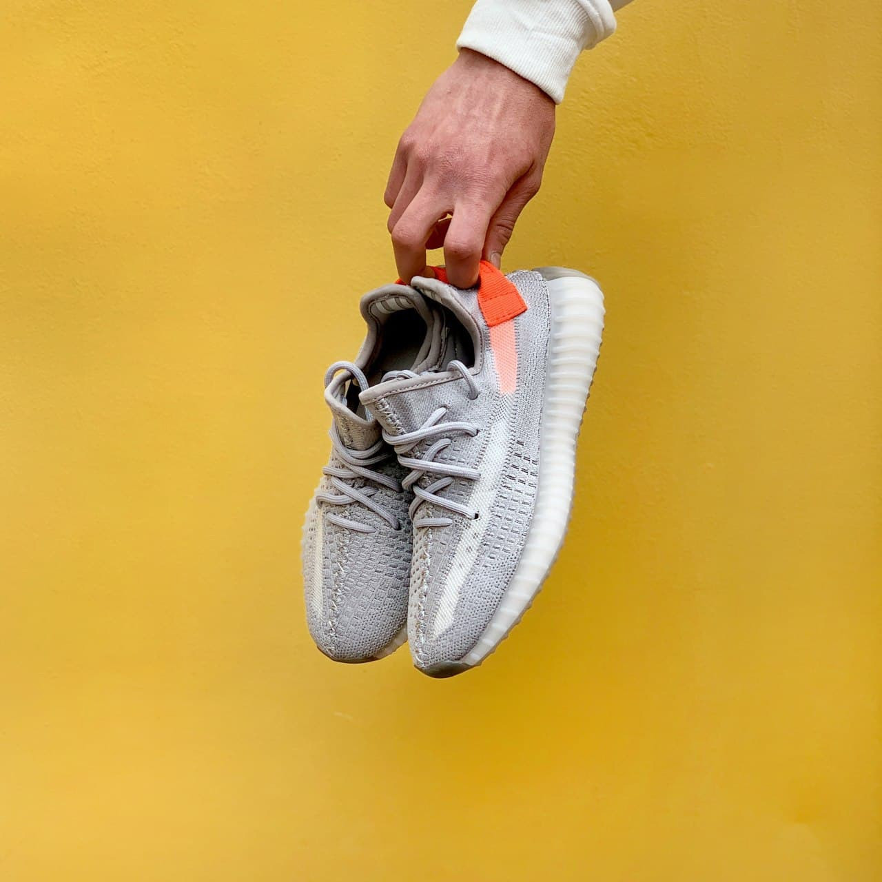Yeezy boost 350 cheap v2 grey red