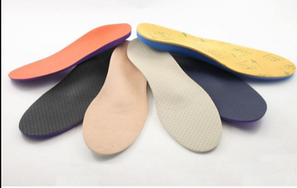 Устілки для ніг(ортопедичні, дезодоруючі, для збільшення зростання, шкіряні, силіконові)