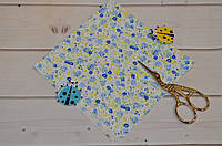 Декоративная ткань для рукоделия голубая в цветы 25х25 см