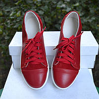 Шкіряні кросівки