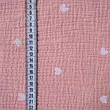 Муслін жатка двошаровий з білими сердечками на рожевому, ш. 140 см, фото 3
