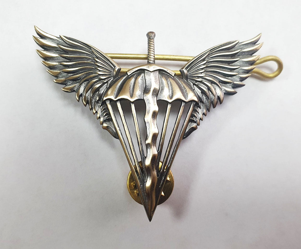 Кокарда на берет (беретний знак) Десантно-Штурмові Війська ДШВ (ЛИТА ) МЕТАЛ