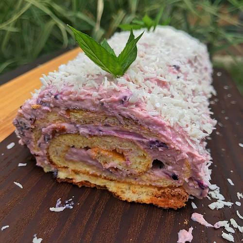 ЯГІДНИЙ РУЛЕТ 🌸
