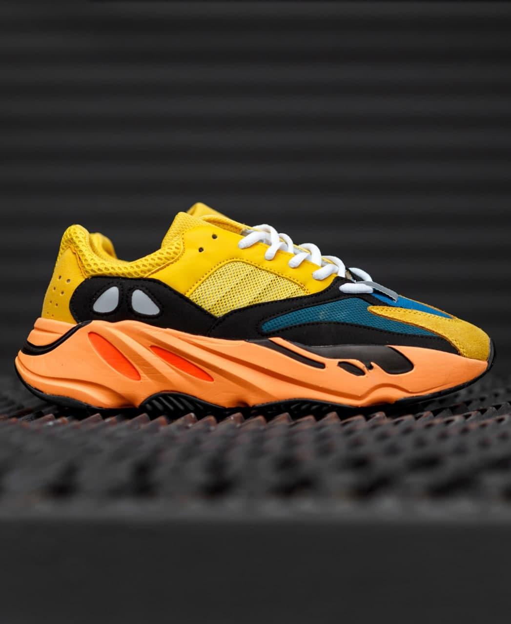Кросівки чоловічі жовтогарячі Adidas Yeezy Boost 700 Sun V1 (06411), фото 1
