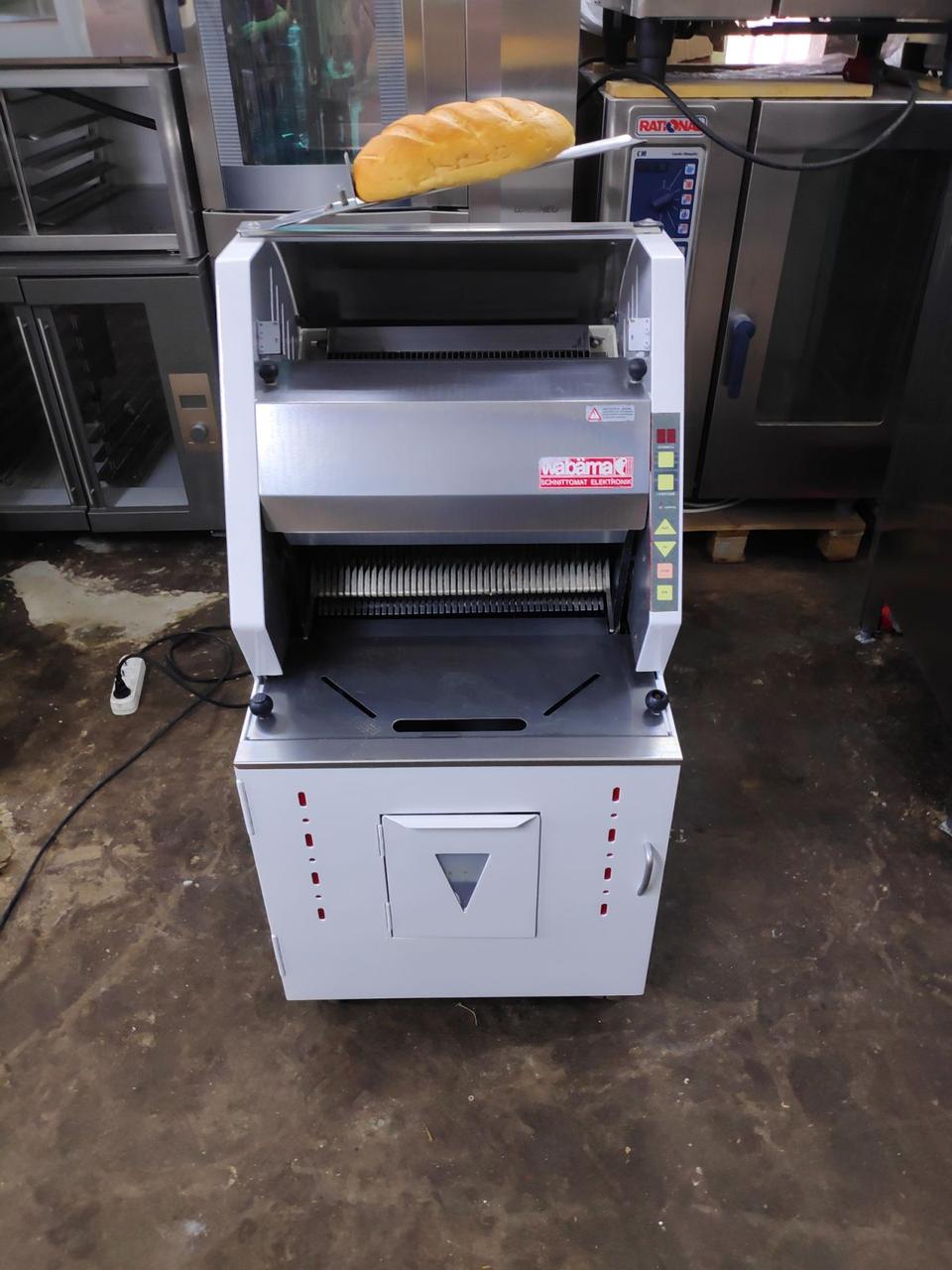 Хліборізка хліборізальна машина автомат WABAMA Schnitt-o-mat Electronics 460/10 б/у Німеччина