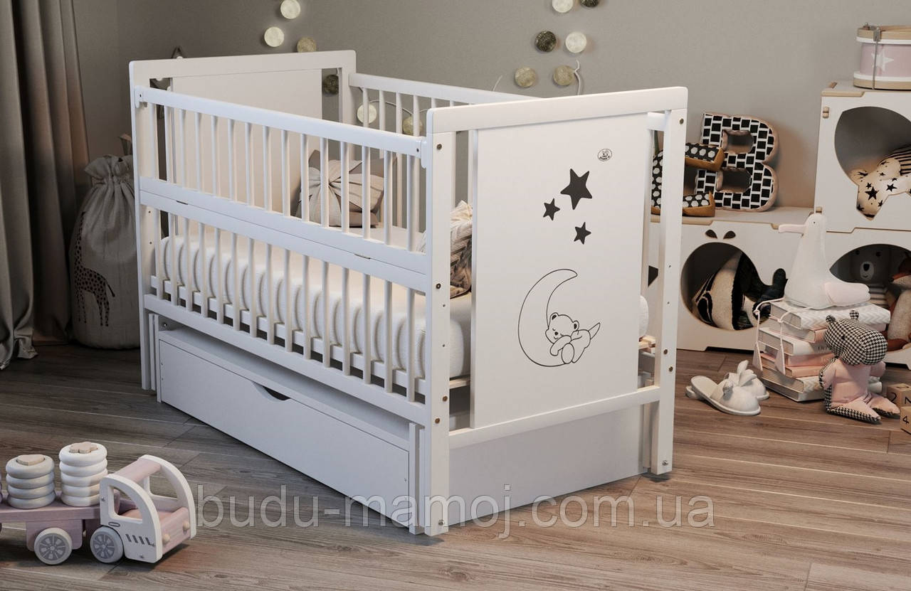 Біле ліжечко з малюнком маятник відкидний борт шухляда 120*60 при повній передплаті