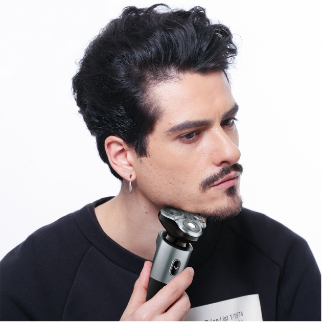 Электробритва Vgr V-343 Профессиональная Бритва Водонепроницаемая — Купить  Недорого на Bigl.ua (1427053854)