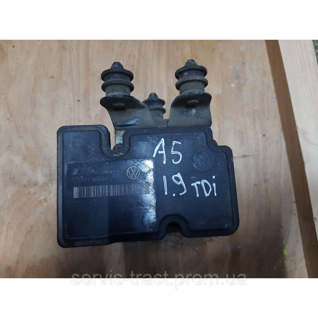 Блок керування ABS Skoda Octavia A5 1.9 TDi