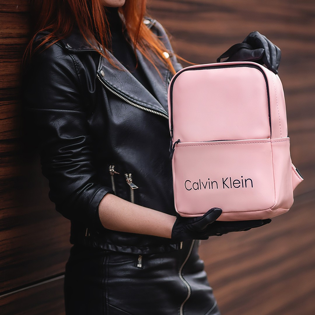Рожевий жіночий стильний рюкзак. Кожзам