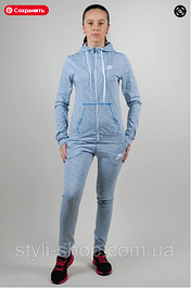 Зимові жіночі спортивні костюми