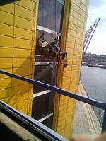 Миття вікон, фасадів, клінінгові послуги