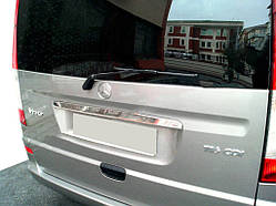 Накладка над номером (ляда, нерж) OmsaLine - Італійська нержавійка для Mercedes Viano 2004-2014 рр