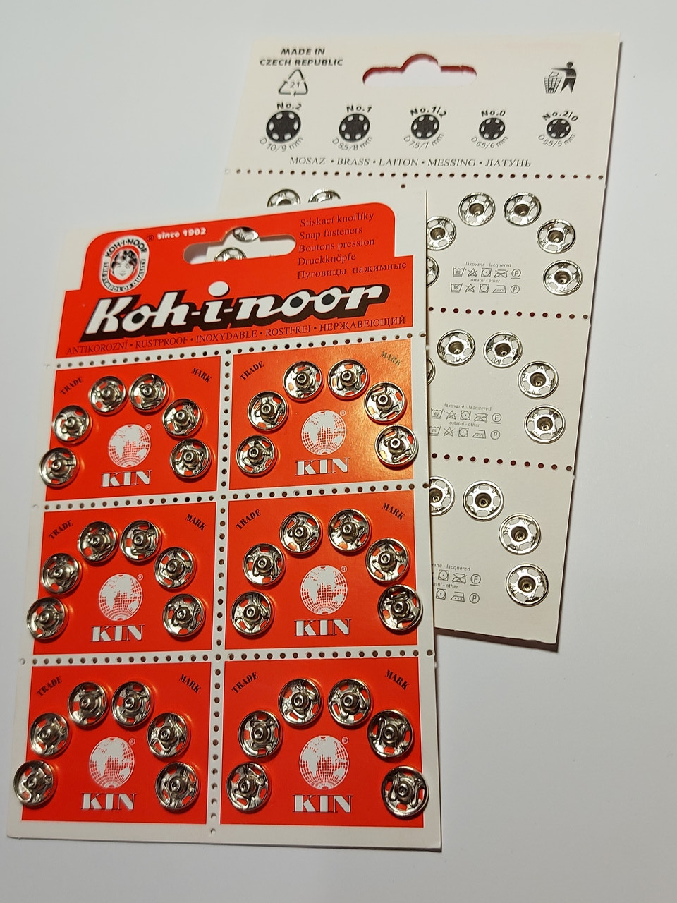 Кнопки для одягу пришивні металеві №2, 10мм. Нікель (комплект 36 кнопок) Чехія Koh-i-noor