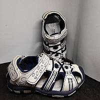 Босоніжки для хлопчика білі з синім з кружечками на липучках ДШ