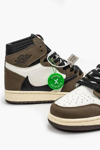Travis Scott x Air Jordan 1 Retro High OG Mocha