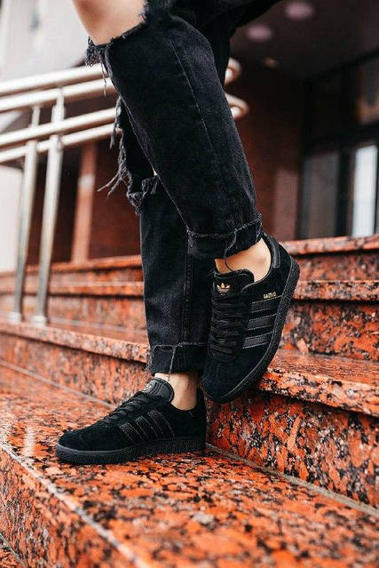 Adidas gazelle leather trainers triple black sale