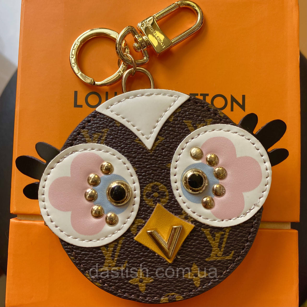 Купити Брелок Louis Vuitton Owl коричневий, ціна 799 ₴ -  (ID#  1428144857)