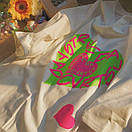 Жіноча футболка річна оверсайз з яскравим малюнком накаткою (р. 42-46) 6817523, фото 2