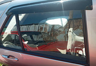 Скло опускне двері правої задньої Chery Amulet Чері Амулет