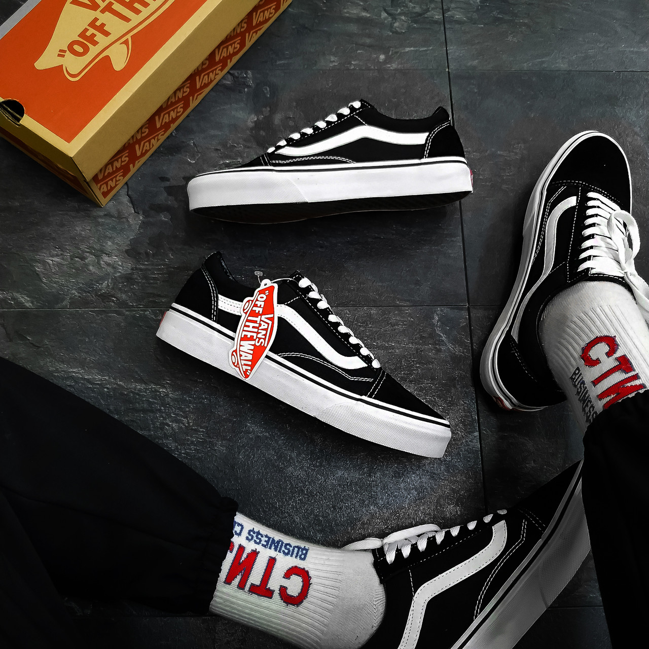 Кеди Vans замшеві унісекс низькі чорні з білою підошвою спортивні молодіжні ванси, фото 1