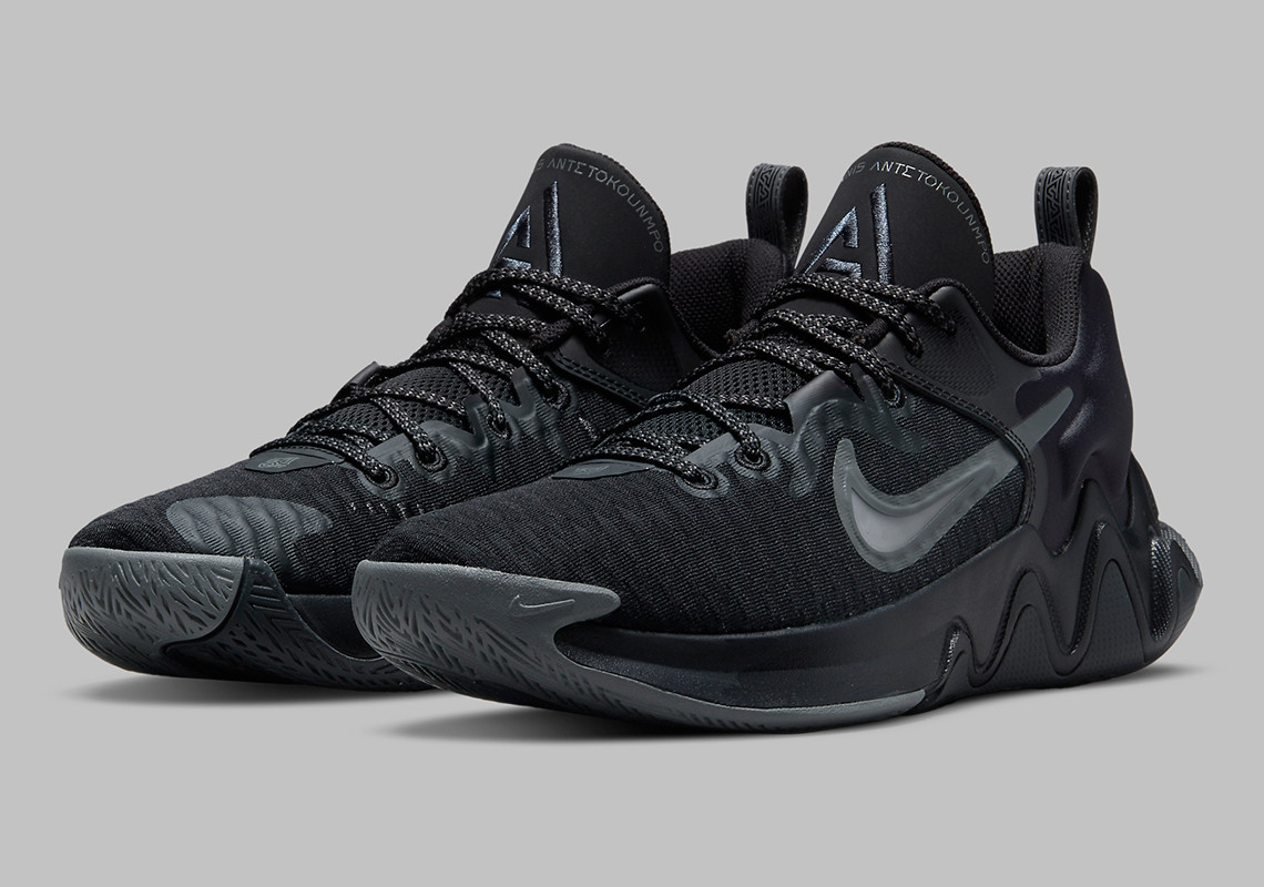 Кросівки баскетбольні Nike Giannis Immortality (CZ4099-009)