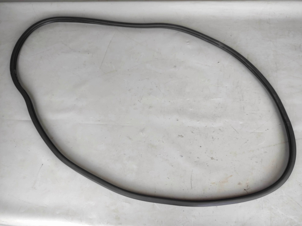 Ущільнювач дверей Kia Sorento 3 UM (2017-2020) рестайлінг 2,2 D GT-line задній правий оригінал, фото 1