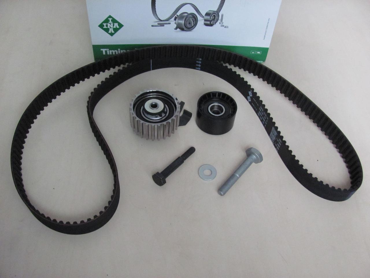 Комплект ГРМ Fiat Doblo 1.9JTD | 01-09 | INA 530 0622 10