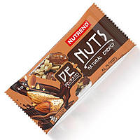 Батончик Nutrend DeNuts, 40 грам, мигдаль в чорному шоколаді