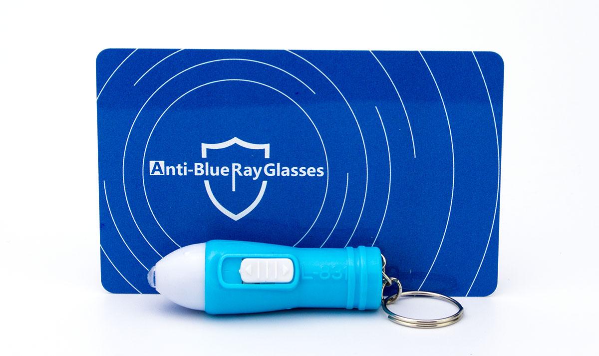 Інструменти і витратні матеріали Різне Тест-ліхтарик для перевірки відсікання шкідливого синього кольору на лінзі Blue Block