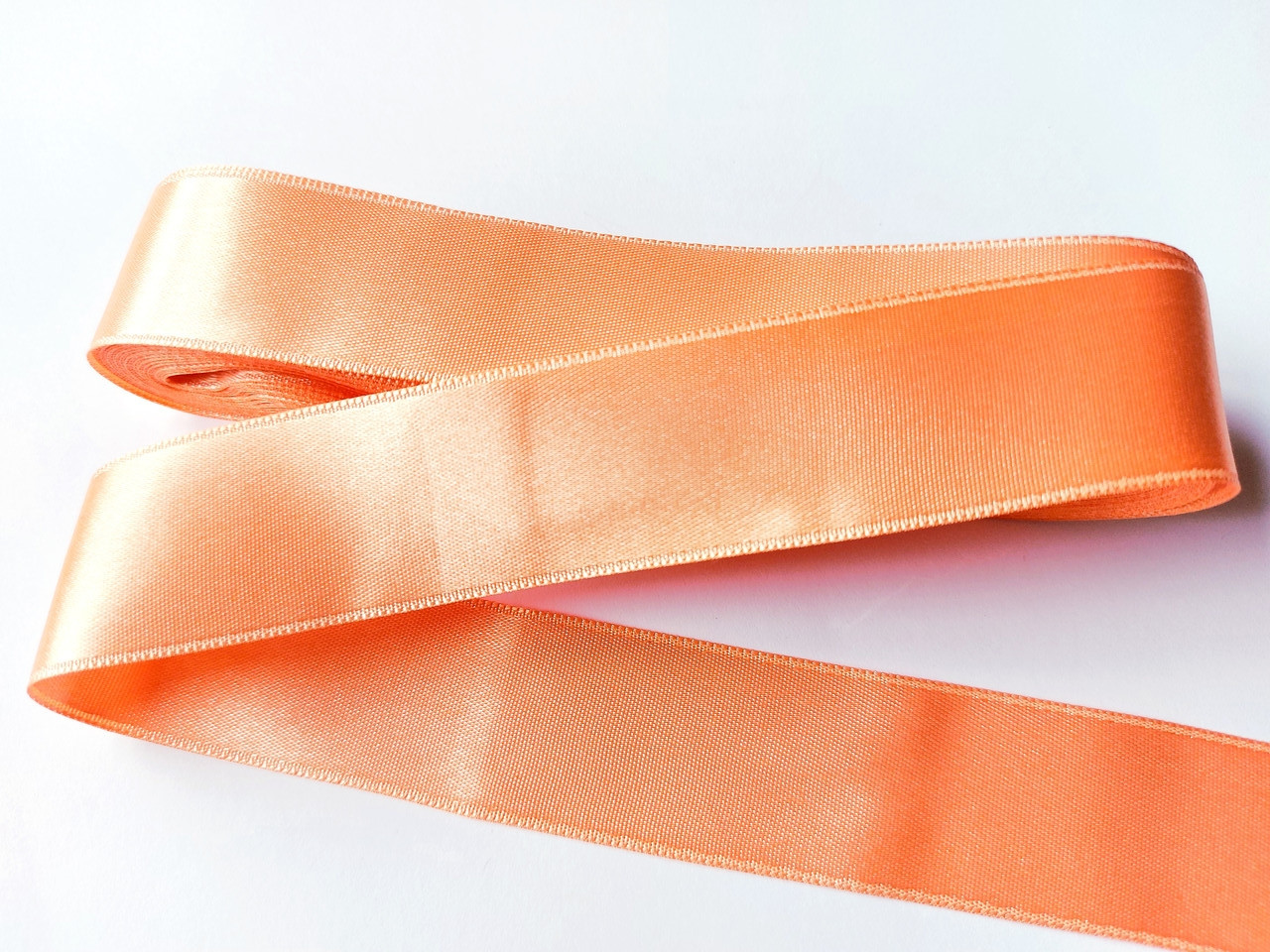 Стрічка атласна двостороння 3 см ( 10 метрів) персикова 361